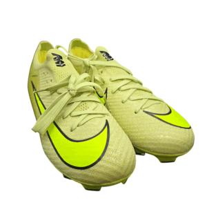Vapor 16 Football Kicks