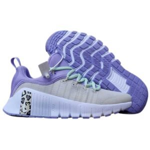 Metcon 6 Ladies Cross-Training Shoes for Gym and Fitness